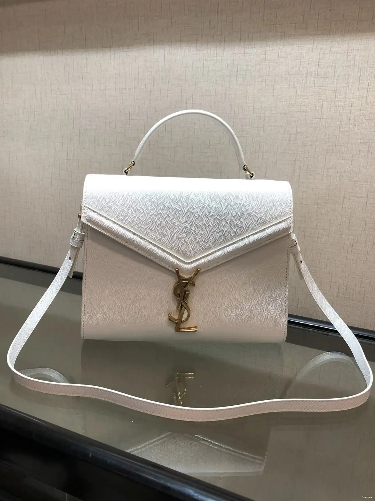 Rep ladies REP CASSANDRA TOP HANDLE MEDIUM BAG YSL 0602